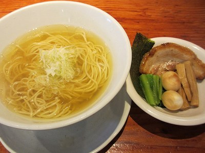 土佐節とあさり節の塩らぁ麺