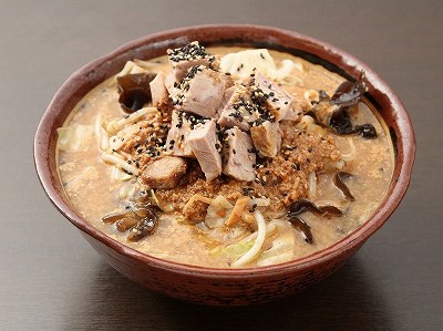 黒味噌野菜ラーメン