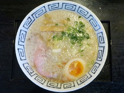 塩背油らーめん