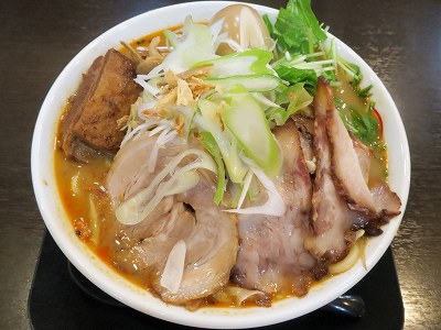 みそラー麺（角煮、味玉トッピング）