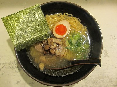 地鶏ラーメン