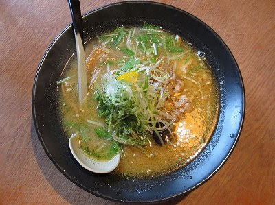 鶏ごぼうラーメン（みそ）