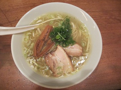 鶏と貝の塩ラーメン