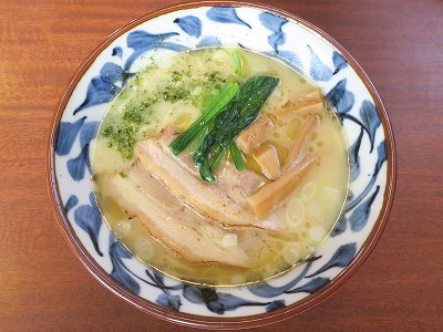 鶏白湯 塩らーめん