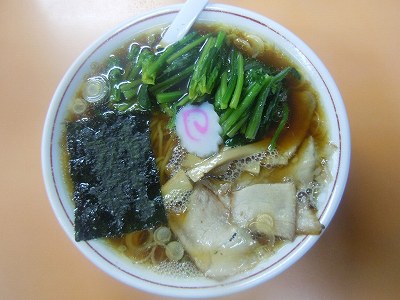 青島ラーメンほうれん草100円