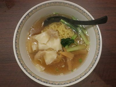 ワンタン麺