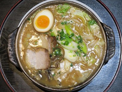 なべ焼きとんこつラーメン（限定）