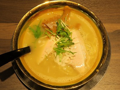 鶏白湯