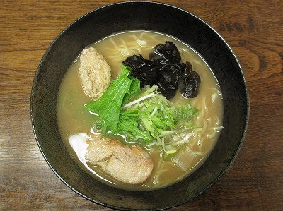 鶏白湯ラーメン（醤油）