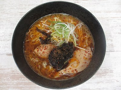 鶏白湯担々麺