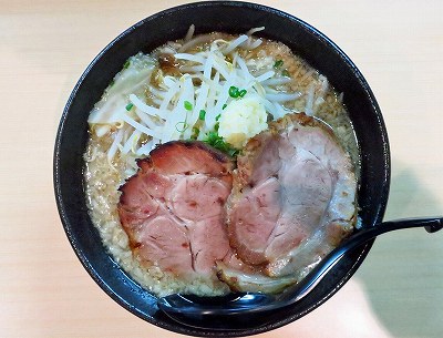 背脂もやしラーメン