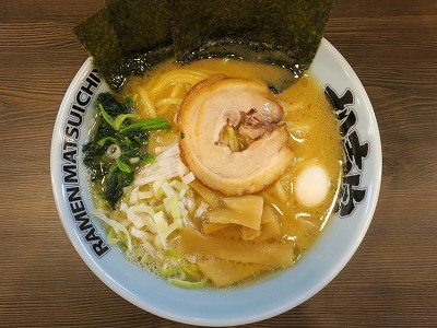 醤油豚骨ラーメン