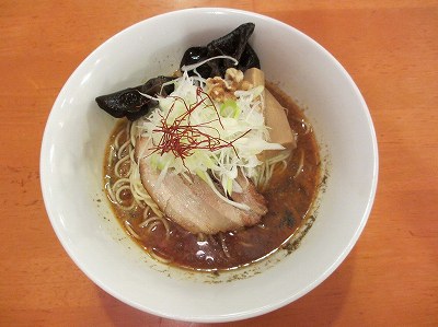 汁なし担々麺