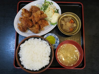 鳥唐揚げ定食