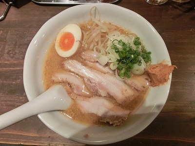 とろチャーシューメン(味噌)