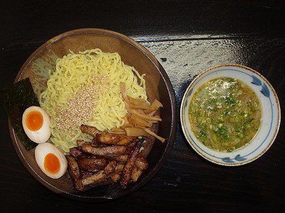 豚つけ麺（魚介醤油）