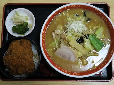 ミニカツ丼みそラーメンセット