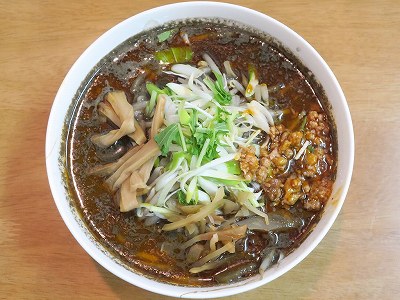 黒 担々麺