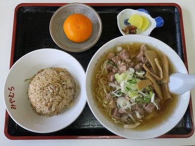 もつラーメンチャーハンセット