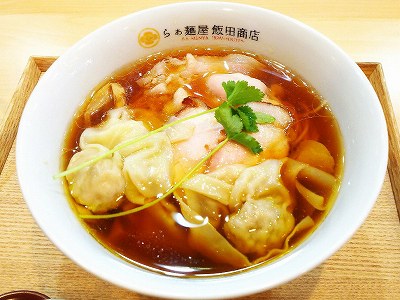 わんたん入り醤油チャーシュー麺