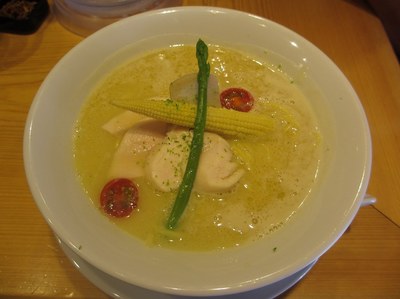 ginza_kagari_2.jpg