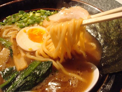 iyasa_ekimae_3.jpg