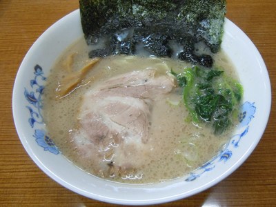shinitiya_201112_2.jpg