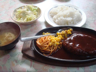 kitchenV_g_3.JPG